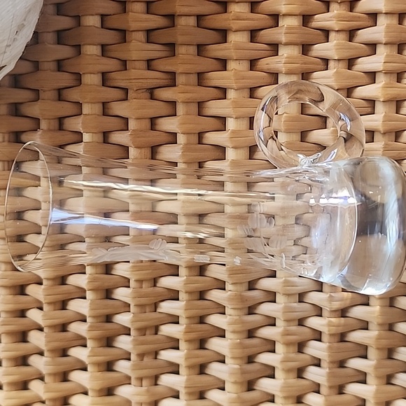 Vintage Floral Etched Glass Small Handled Bud Vase - Picture 6 of 8